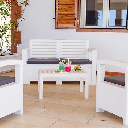 מרינה די רגוזה Izzhome Dolce Vita מראה חיצוני תמונה